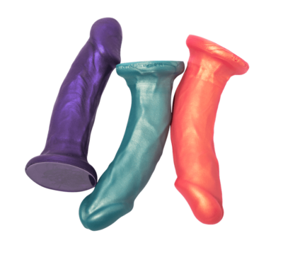 Carter bendable pack&play dildo