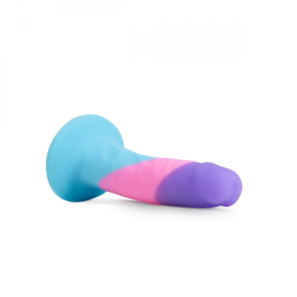 AVANT Vision of Love silicone dildo