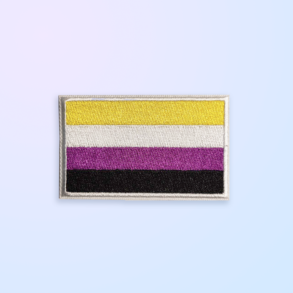 Non-binary Pride kangasmerkki